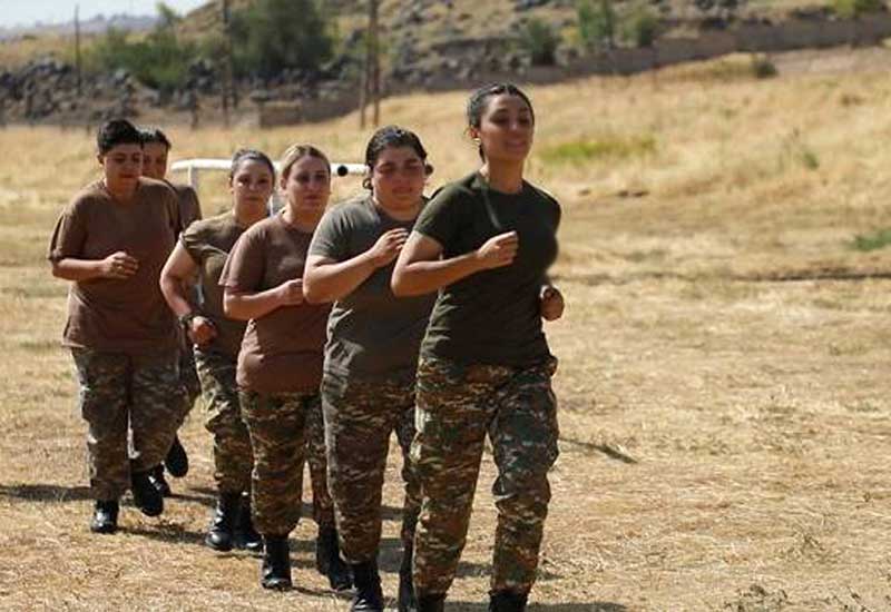 Ermənilərin son çırpıntısı: 100 qadın hərbi sıralarına qoşuldu