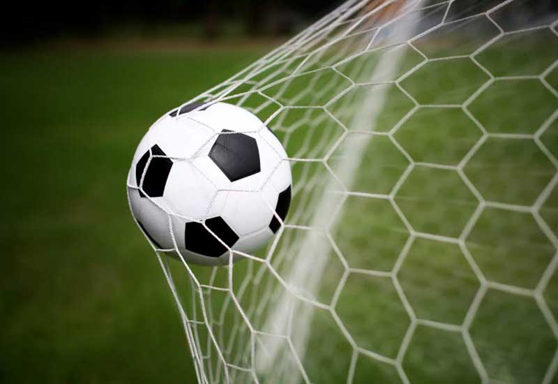 Fransalı futbolçular iyunda oynamağa qarşı çıxıb