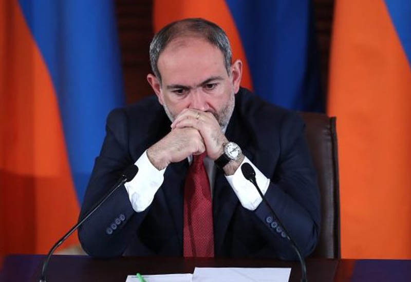 Paşinyanın kömpüter, saat və ətirlərini oğurladılar
