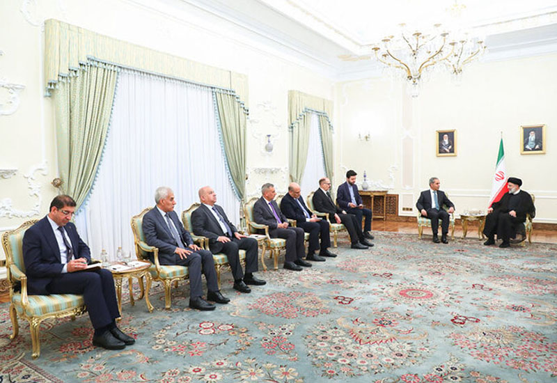 Rəisi İraqın məhkəmə heyətini qəbul edib